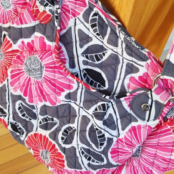 VERA BRADLEY ๐น BAG - Picture 2 of 8